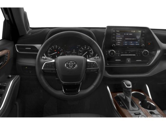 2020 Toyota Highlander - $29,980
