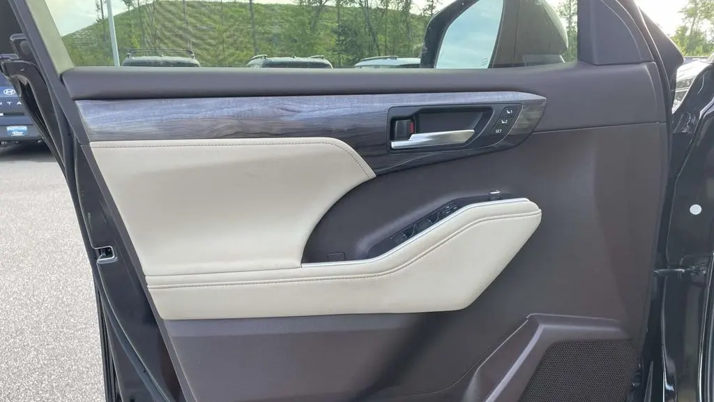 2020 Toyota Highlander Limited