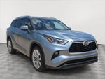 2020 Highlander Thumbnail 1