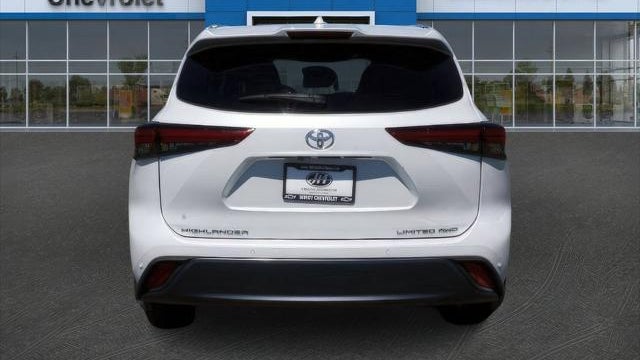 2022 Toyota Highlander Limited