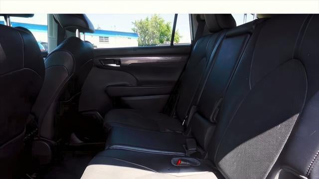 2022 Toyota Highlander Limited
