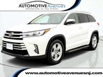 2019 Highlander Thumbnail 1