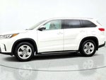 2019 Highlander Thumbnail 8