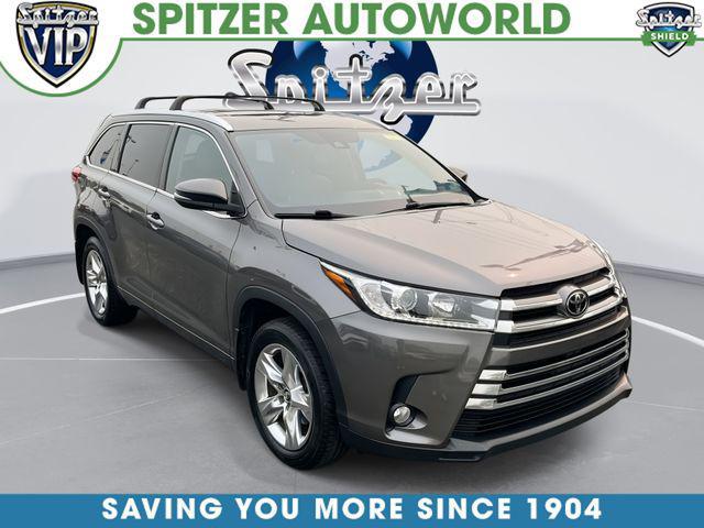 2017 Toyota Highlander - $23,300