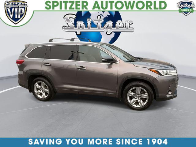 2017 Toyota Highlander - $23,300