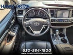 2019 Highlander Thumbnail 13