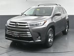 2018 Highlander Thumbnail 3