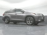 2018 Highlander Thumbnail 38