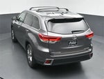 2018 Highlander Thumbnail 51