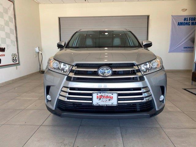2018 Toyota Highlander - $22,920