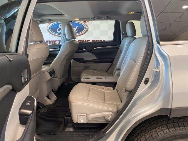 2018 Toyota Highlander - $22,920