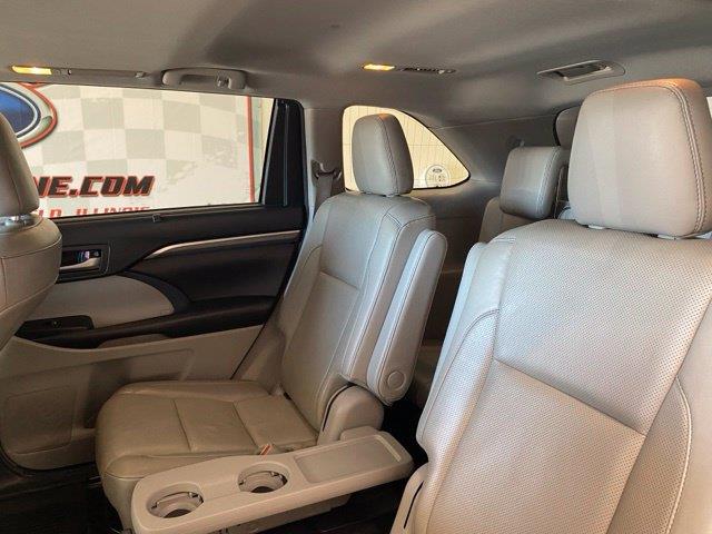 2018 Toyota Highlander - $22,920
