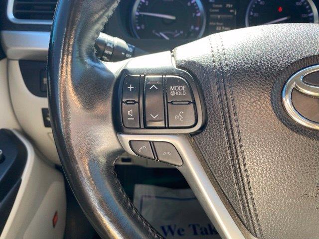 2018 Toyota Highlander - $22,920