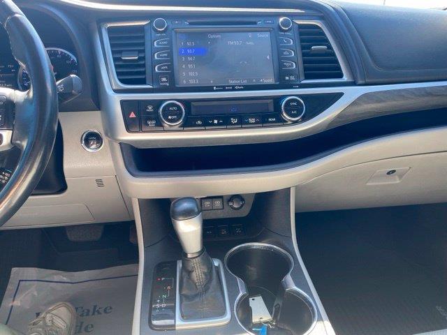 2018 Toyota Highlander - $22,920