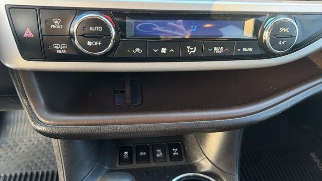 2019 Toyota Highlander Limited Platinum