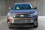 2017 Highlander Thumbnail 3