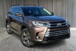 2017 Highlander Thumbnail 11