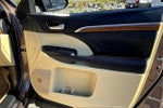 2017 Highlander Thumbnail 19