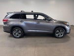 2017 Highlander Thumbnail 2