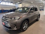 2017 Highlander Thumbnail 7