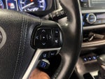 2017 Highlander Thumbnail 27