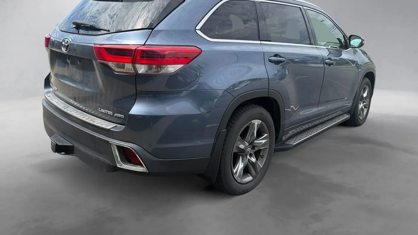 2017 Toyota Highlander Limited