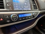 2018 Highlander Thumbnail 17
