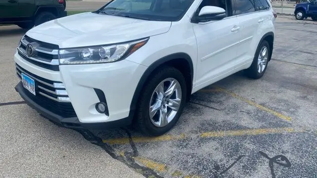 Preowned 2018 Toyota Highlander Limited for Sale
