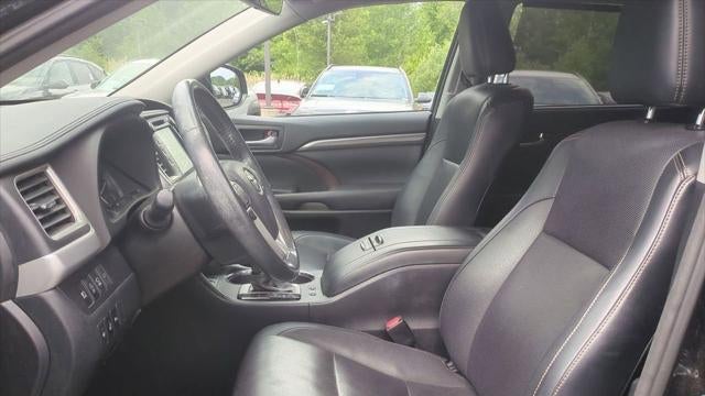 2017 Toyota Highlander Limited Platinum