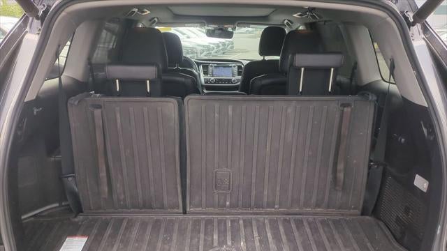 2017 Toyota Highlander Limited Platinum