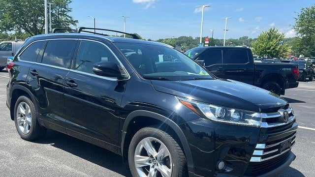 2017 Toyota Highlander Limited