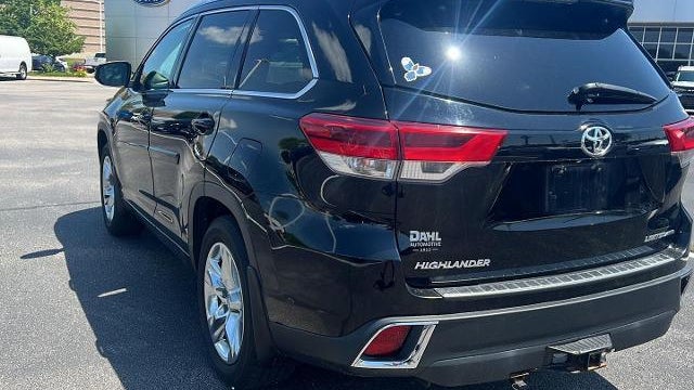 2017 Toyota Highlander Limited