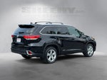2018 Highlander Thumbnail 12