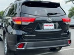 2018 Highlander Thumbnail 37