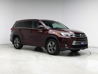 2018 Toyota Highlander with Burgundy Exterior