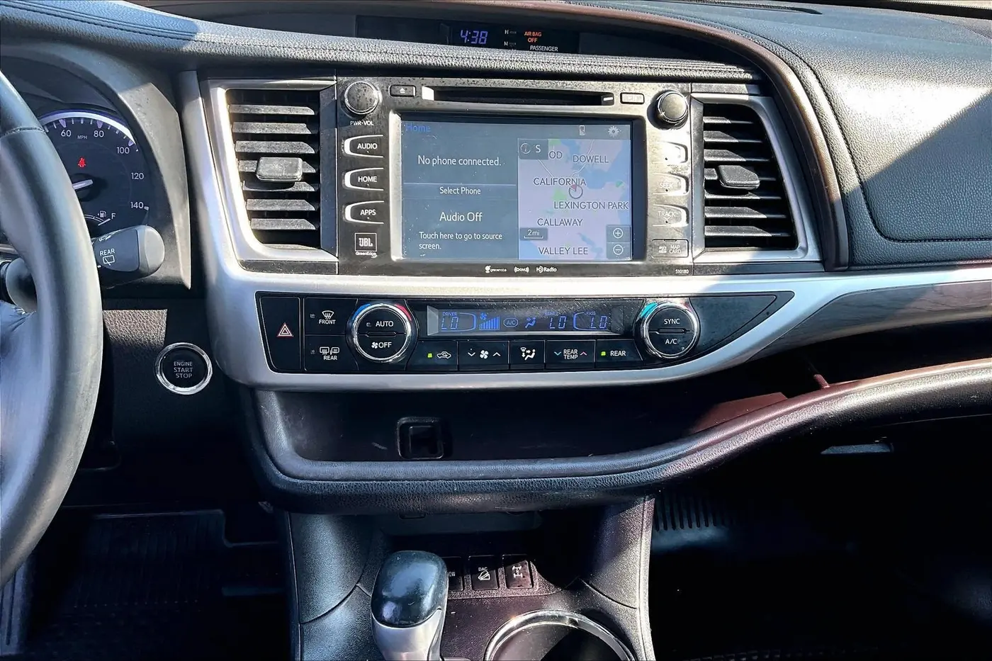 2018 Toyota Highlander - $22,800