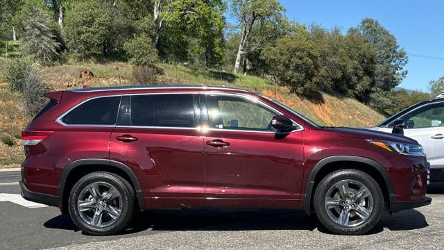 2019 Toyota Highlander Limited Platinum