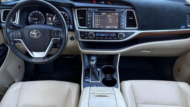 2019 Toyota Highlander Limited Platinum