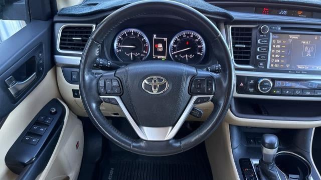2019 Toyota Highlander Limited Platinum