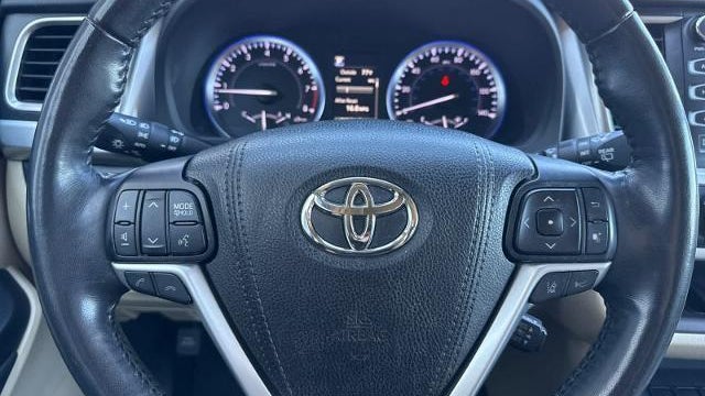 2019 Toyota Highlander Limited Platinum