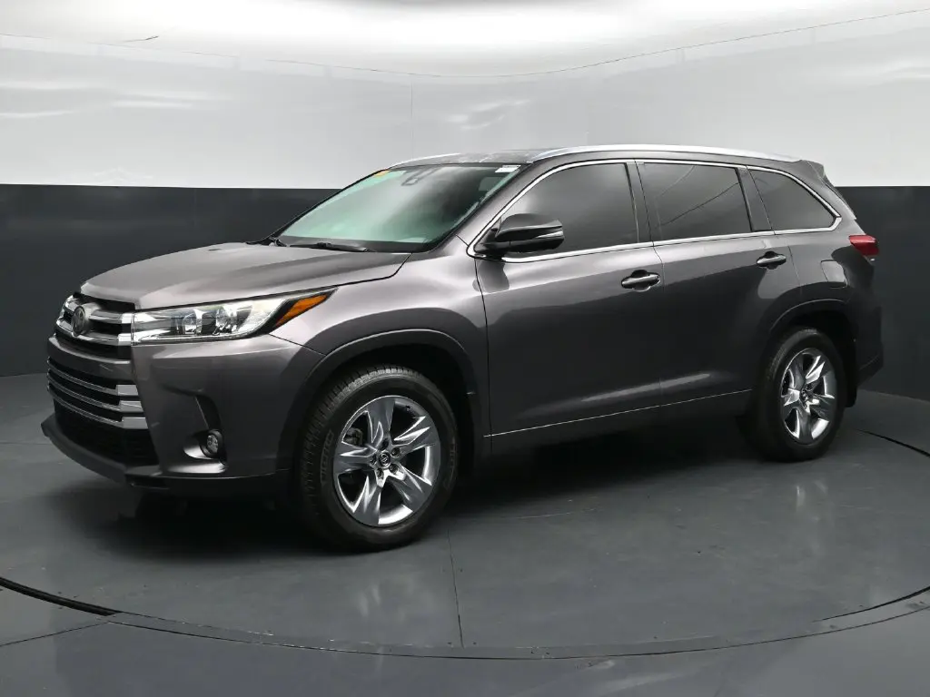 2019 Toyota Highlander - $28,398