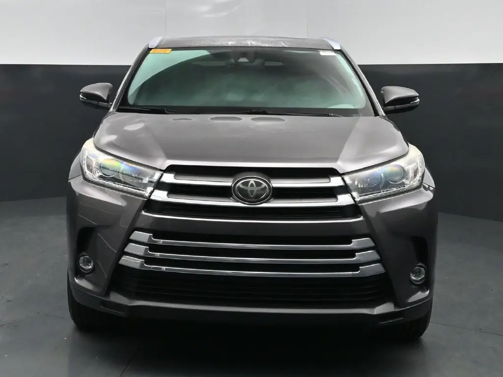 2019 Toyota Highlander - $28,398