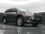 2019 Highlander Thumbnail 19