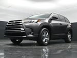 2019 Highlander Thumbnail 21