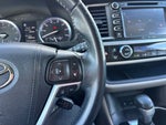 2017 Highlander Thumbnail 18