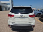 2018 Highlander Thumbnail 4