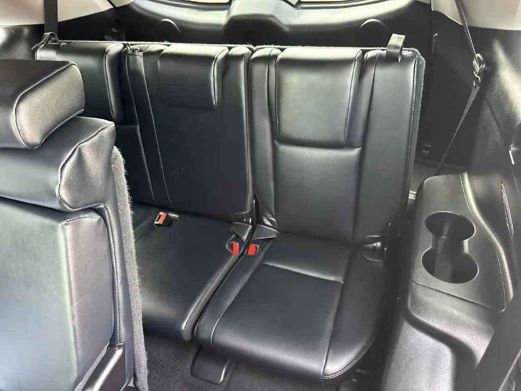 2019 Toyota Highlander - $29,999