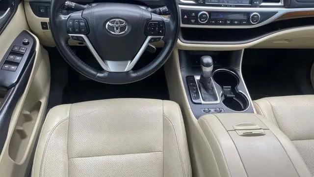2017 Toyota Highlander Limited