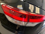 2017 Highlander Thumbnail 27