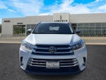2017 Highlander Thumbnail 8